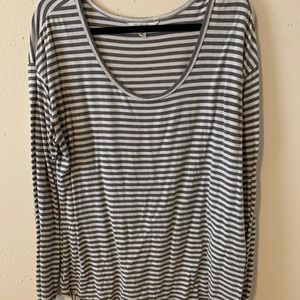 Long sleeve stripped shirt